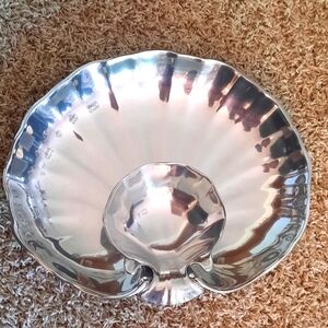 Wilton Armetale Shell Chip and Dip